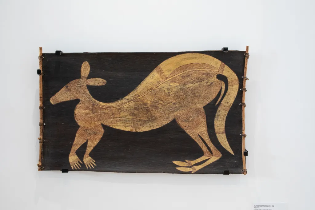 Ecorce aborigène représentant un kangourou