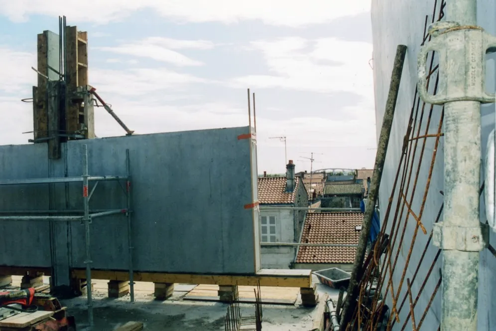 Chantier de restauration Hèbre Photo d'archive