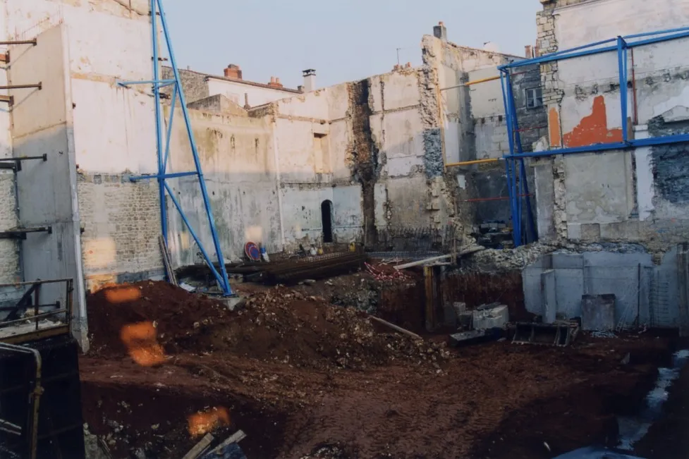 Chantier de restauration Hèbre Photo d'archive