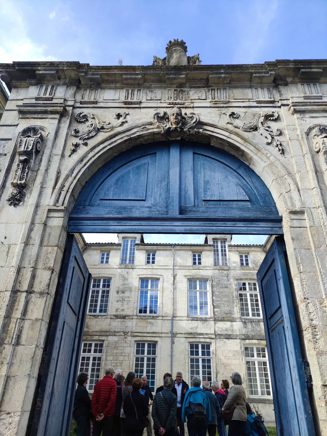 Visite en ville - Latouche Tréville